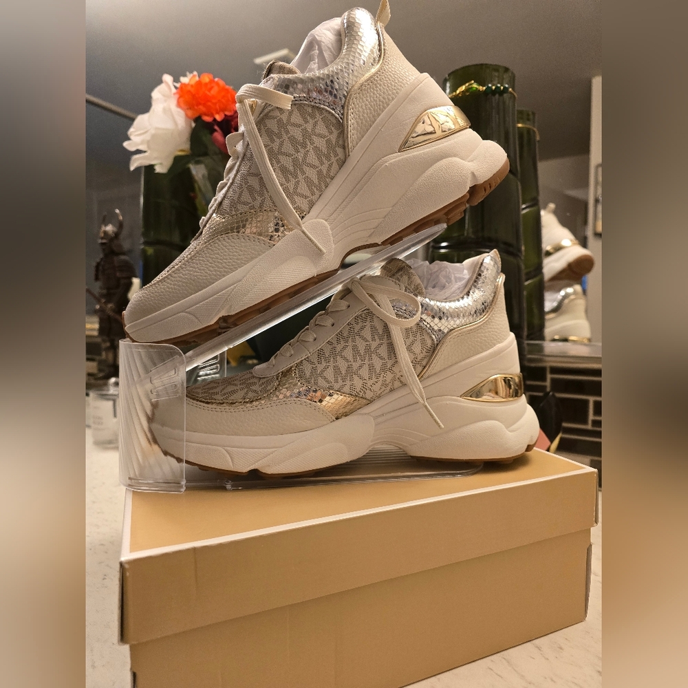 Michael Kors Women's Beige Sneakers